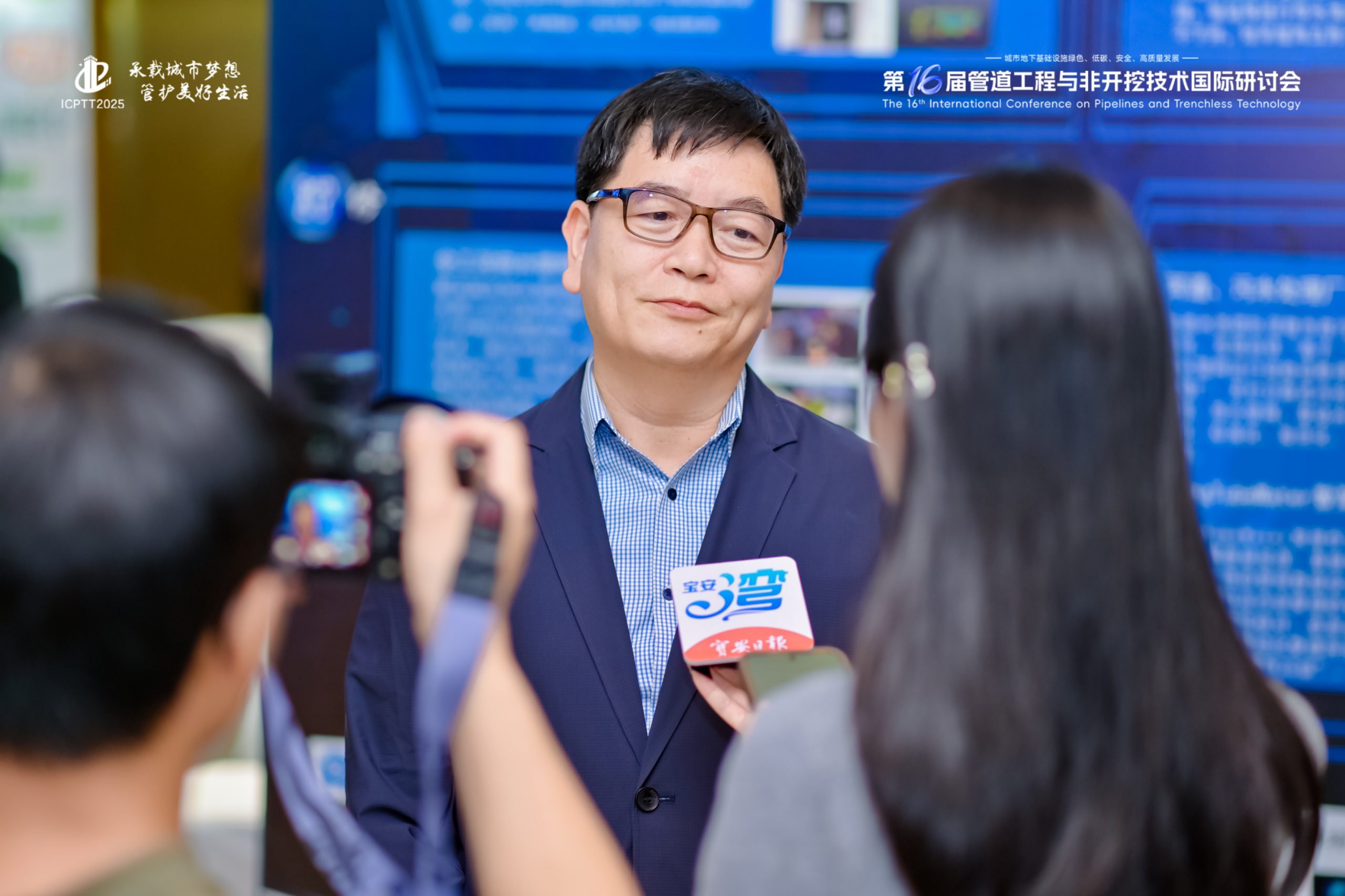 NIE_2688-opq4094597232