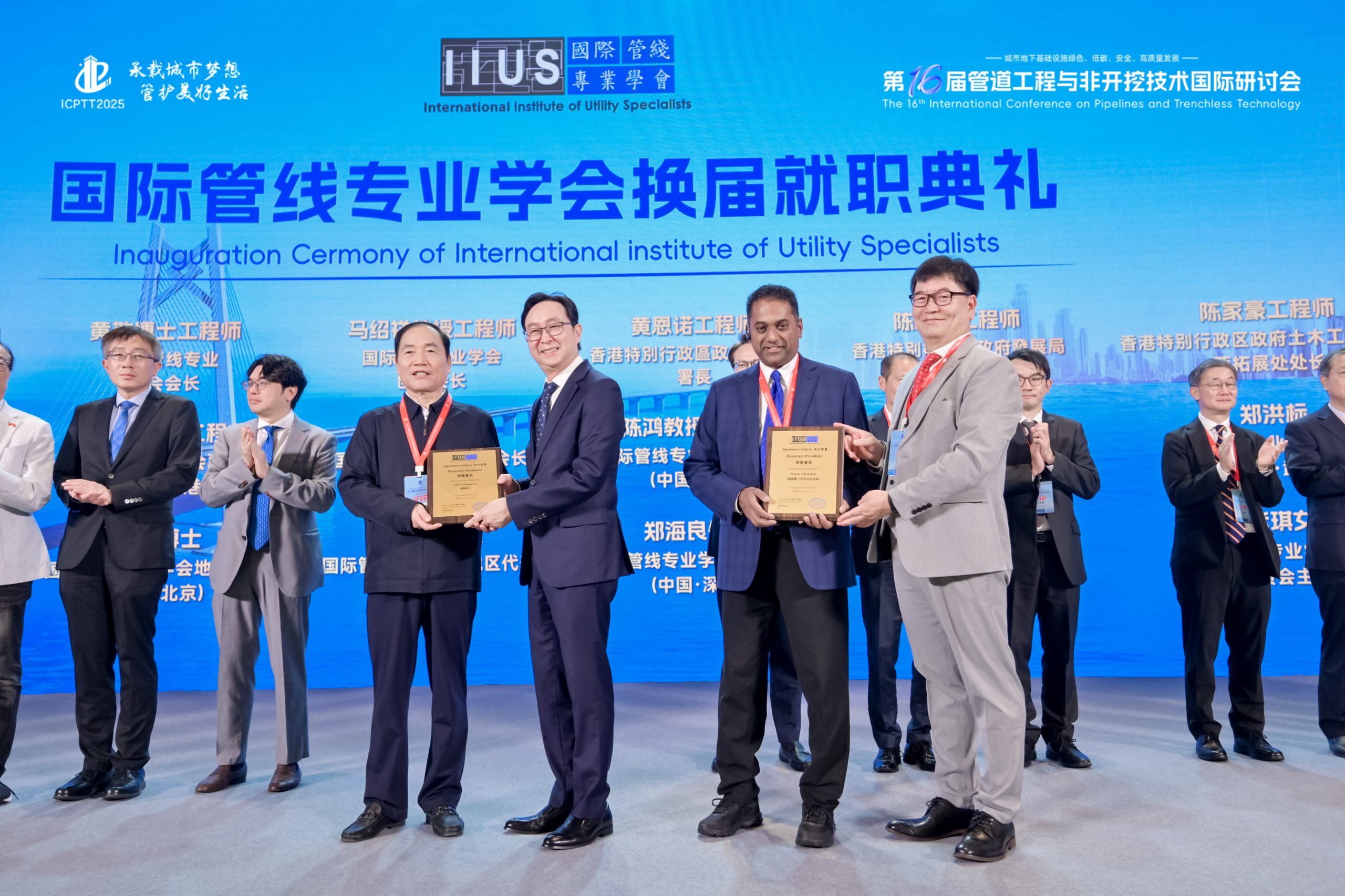 NIE_4027-opq4095521003